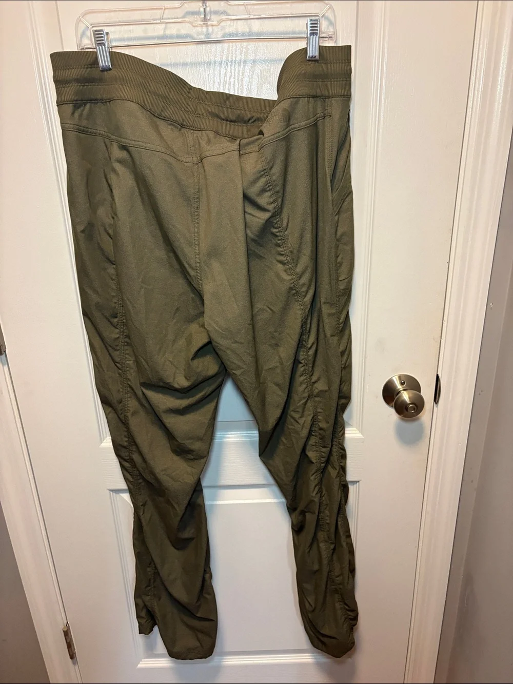 The North Face Men's Olive Green Drawstring Joggers
